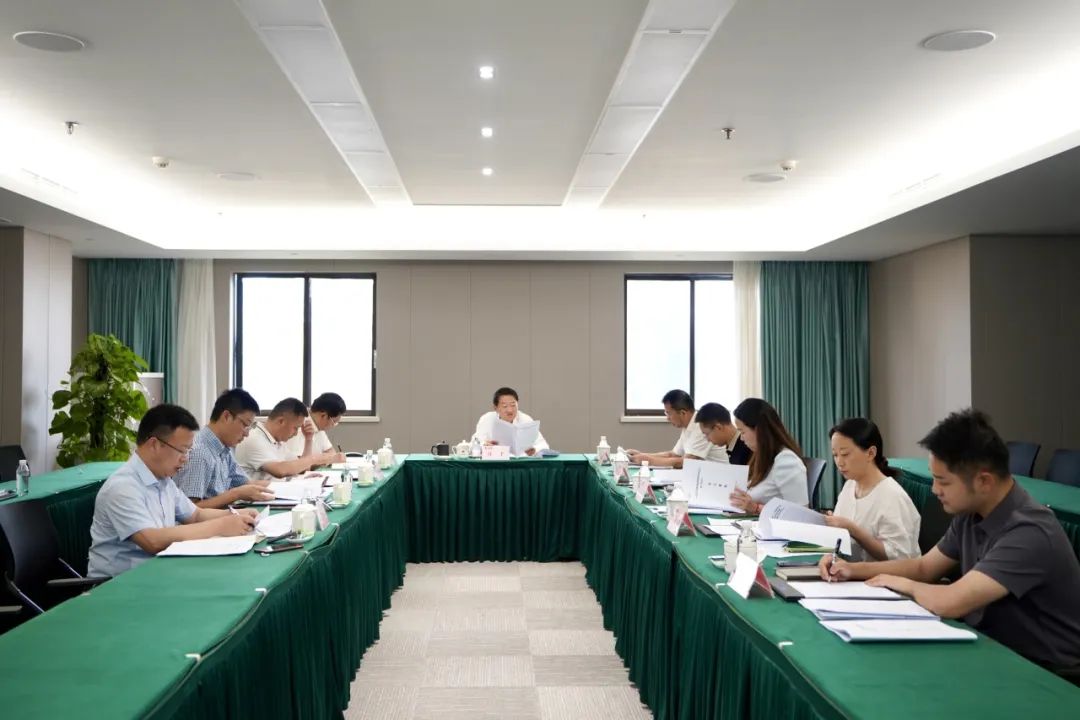 省尊龙凯时集团党委书记、董事长任丁主持尊龙凯时党校第2次校务委员会会议